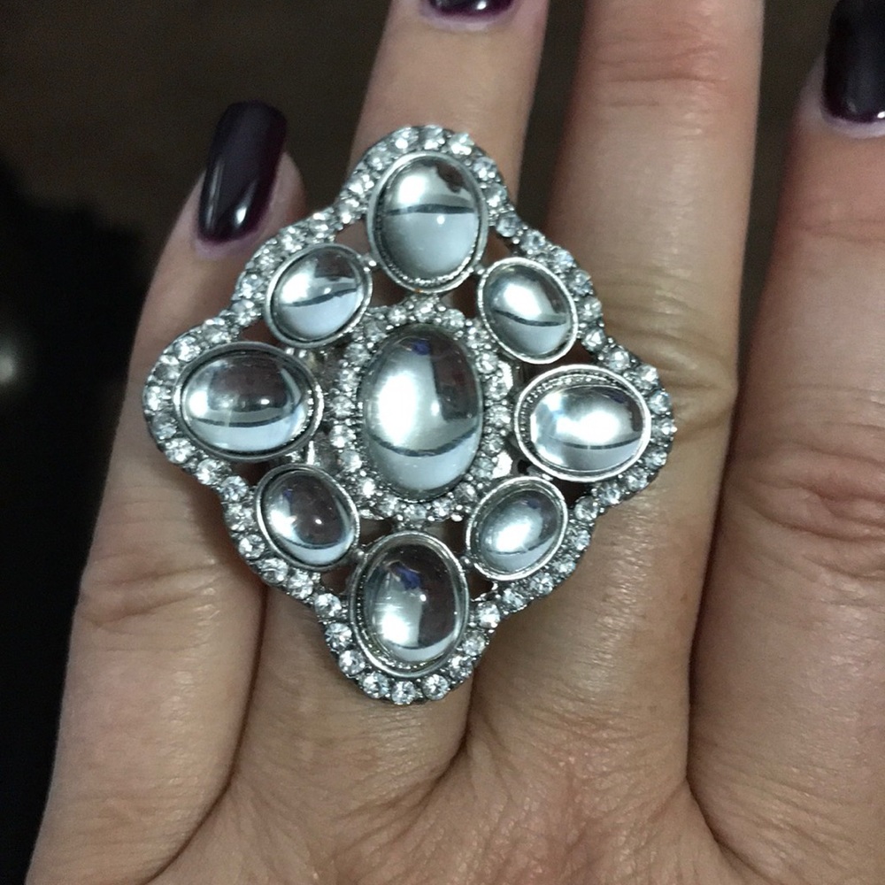 Big rhinestone silver ring